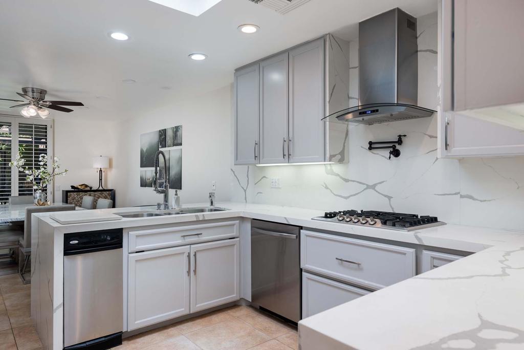 The Springs C.C. - Residential Lease