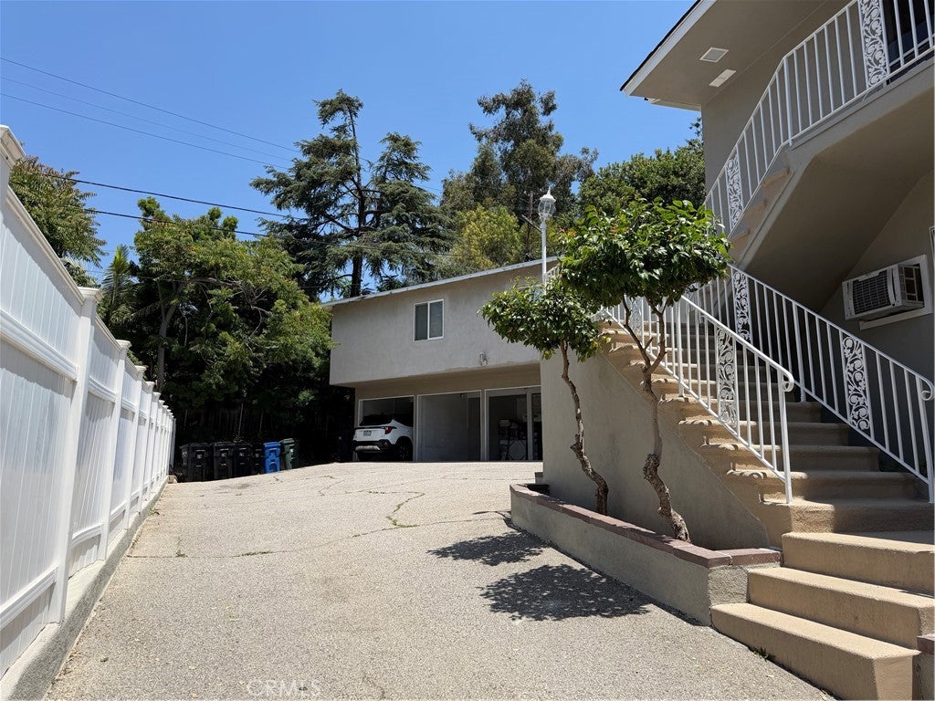 1817 Verdugo Loma