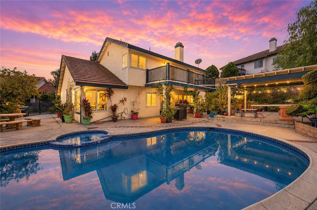 17347 Northlake