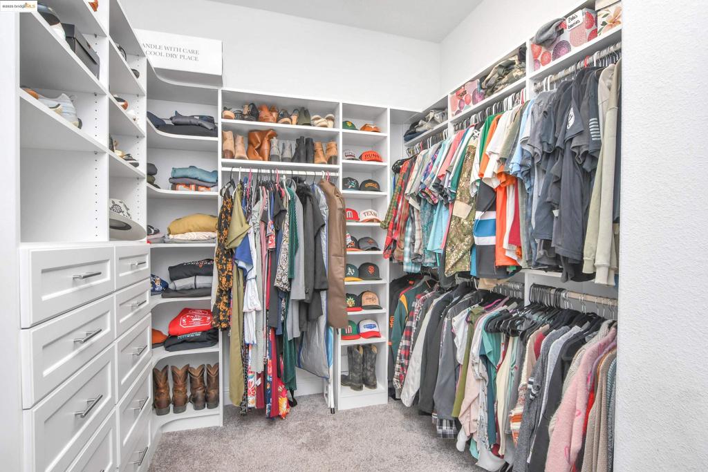 BRENTWOOD - Residential