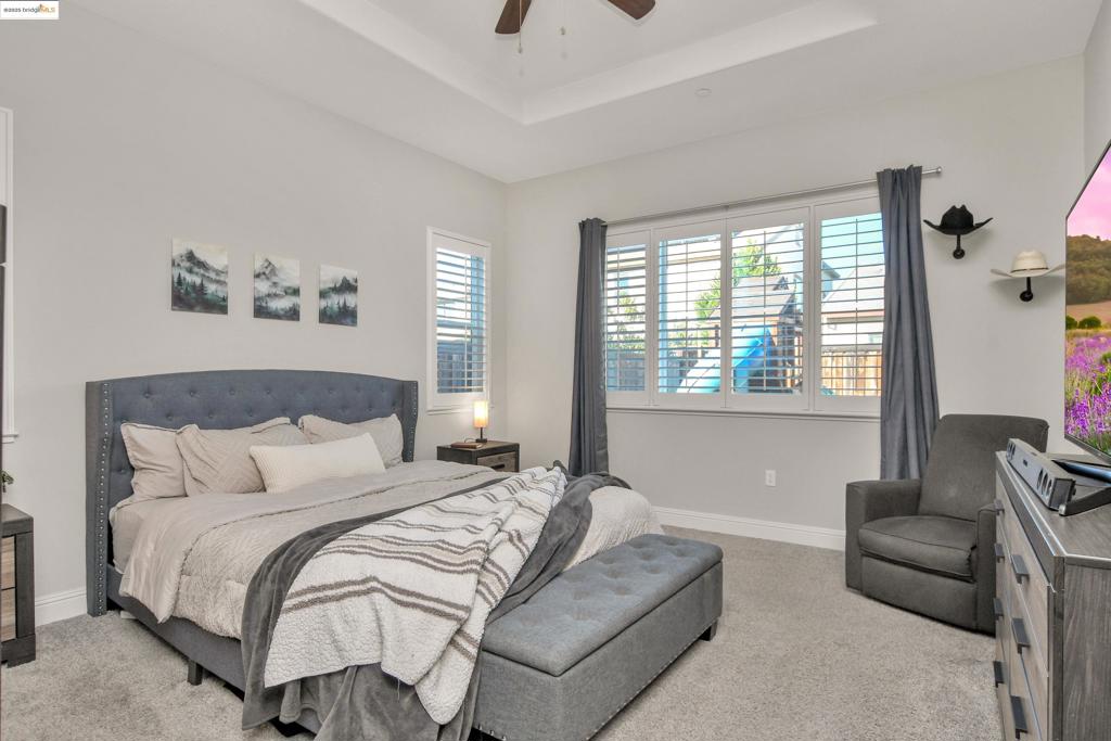 BRENTWOOD - Residential