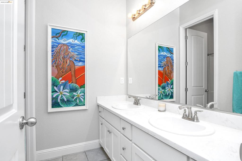 BRENTWOOD - Residential