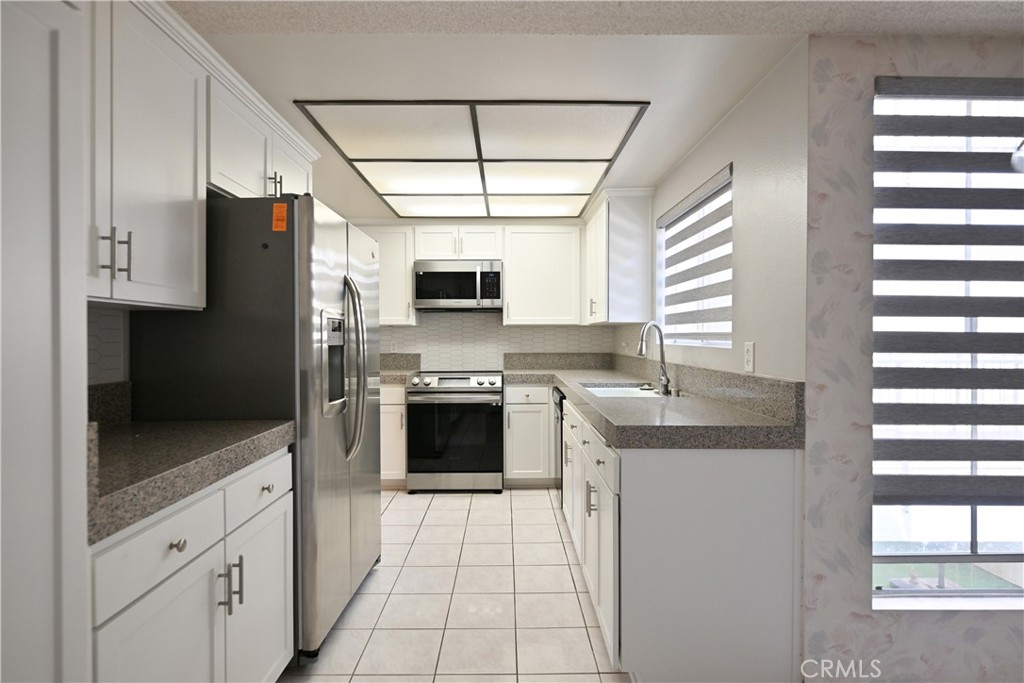 3241 San Amadeo 2H