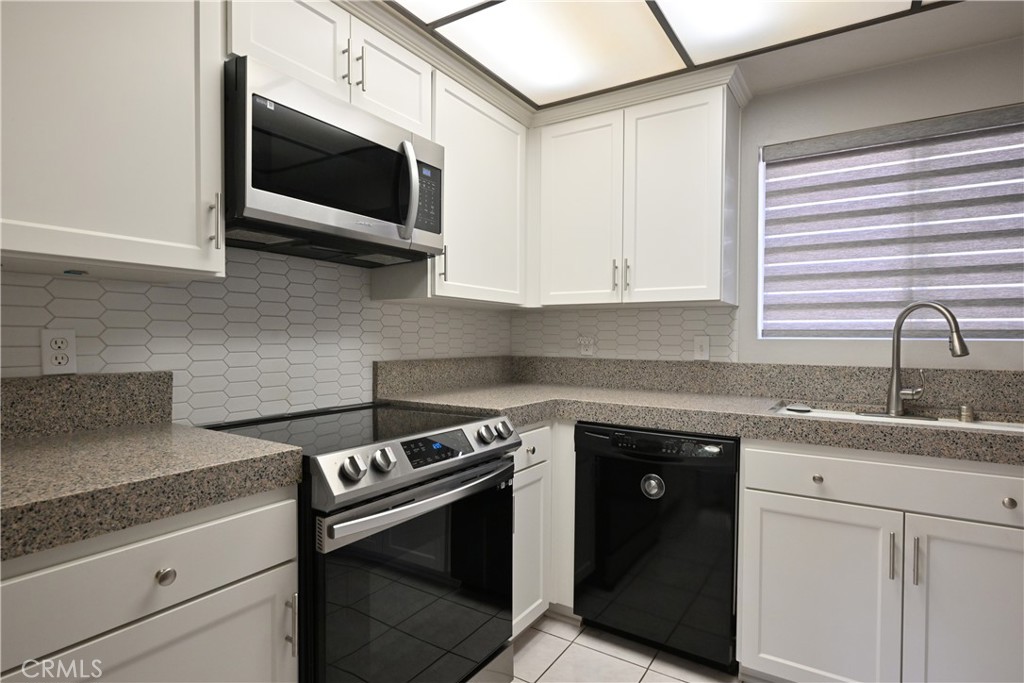 3241 San Amadeo 2H