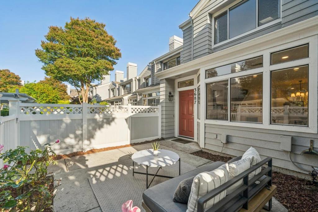 3687 Cabernet Vineyards Circle
