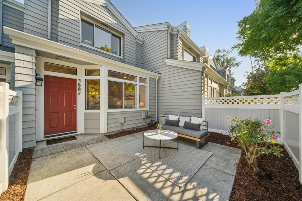 3687 Cabernet Vineyards Circle