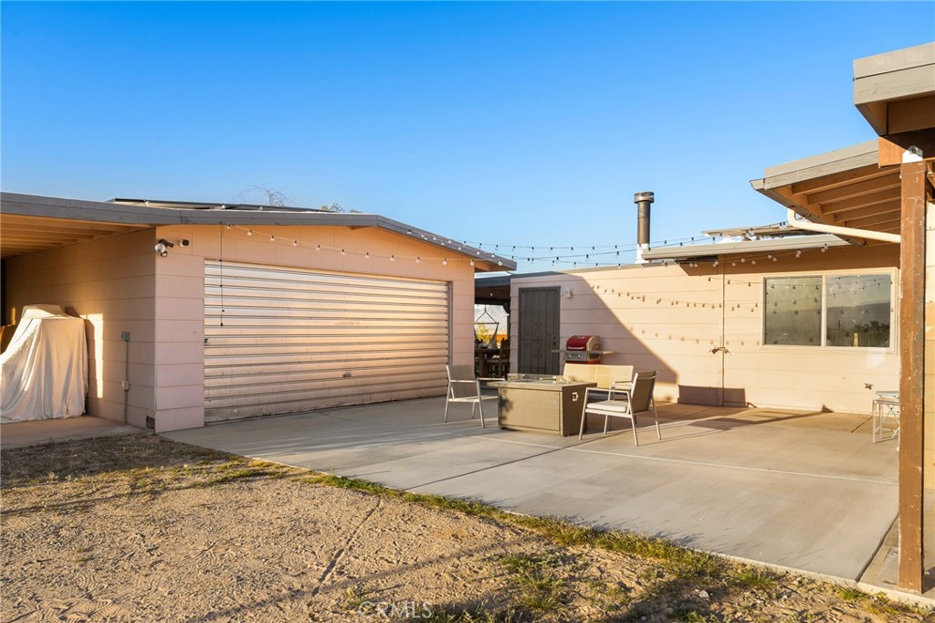 3910 Gayley Lane