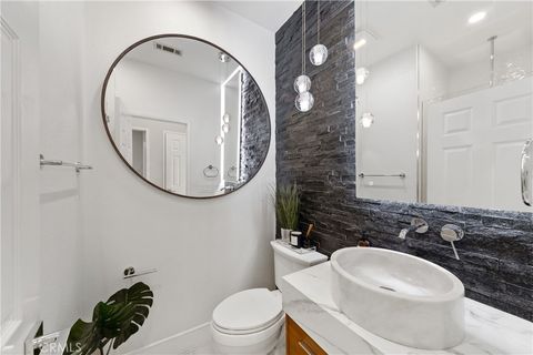 Tiny photo for 27701 Crestknoll Court, Murrieta, CA 92563 (MLS # SW26087956)