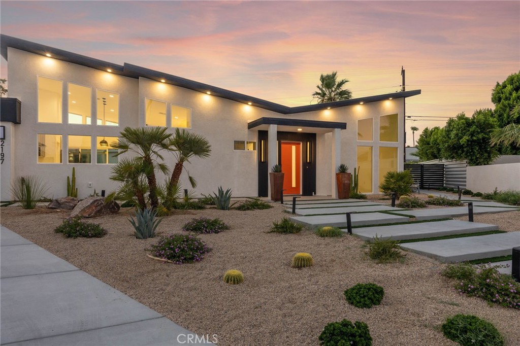 Central Palm Springs (33215) - Residential