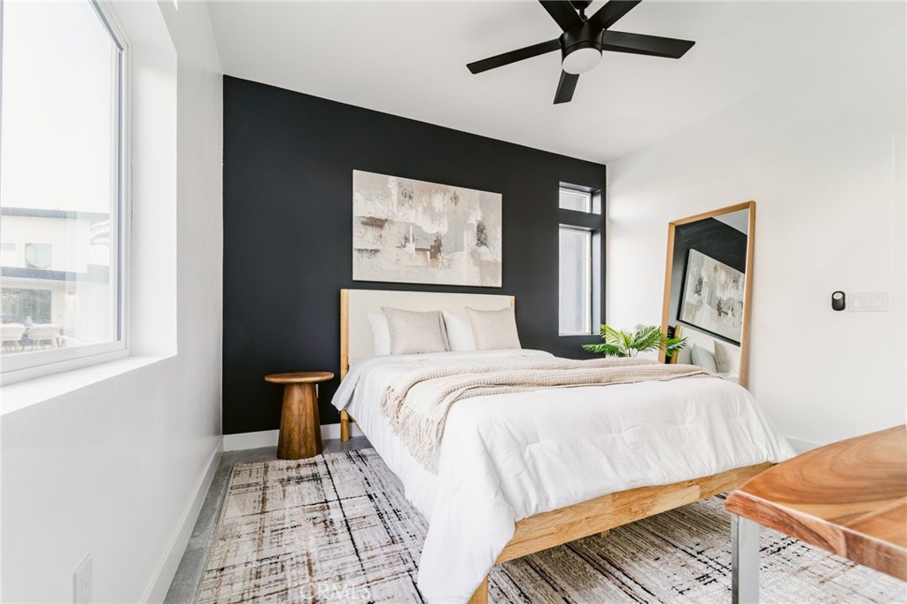 Central Palm Springs (33215) - Residential