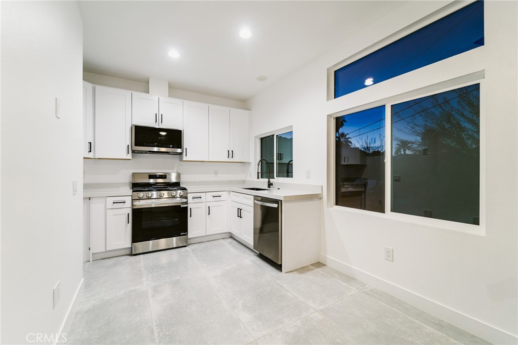 Central Palm Springs (33215) - Residential