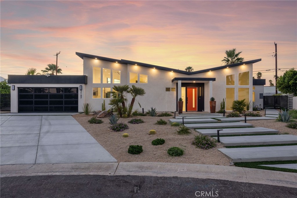 Central Palm Springs (33215) - Residential