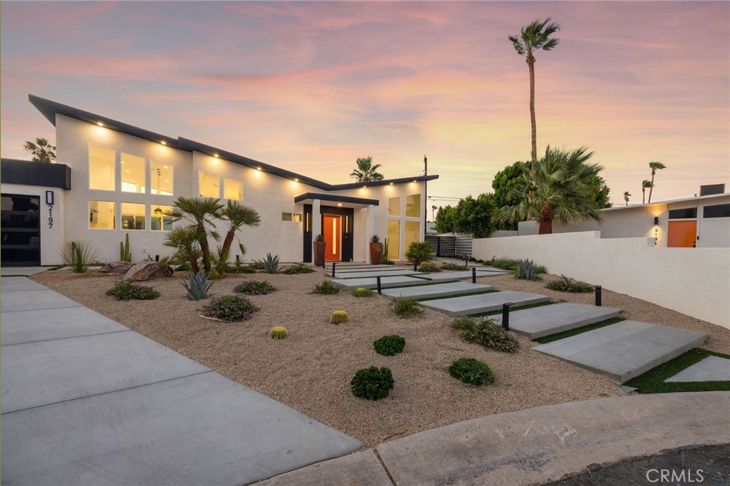 Central Palm Springs (33215) - Residential