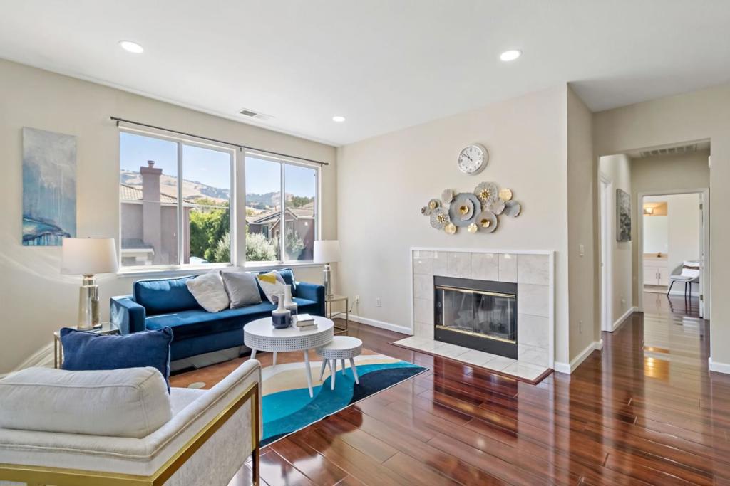 2000 BUILT. 2-STORY. EVERYTHING ON THE SAME LEVEL. LOW HOA $265/mo, FULLY UPGRADED. BEST SCHOOLS. SUPER BRIGHT. INSIDE LAUNDRY. 1-CAR ATTACHED GARAGE + 1 ASSIGNED PARKING. NO RESIDENTS ON TOP BOTTOM. NEXT TO PARKS AND TRAILS. BEAUTIFUL VIEWS OF MOUNTAIN. Move-in ready and fully upgraded, this stylish 2-story townhome (built in 2000) offers modern living in a prime Evergreen location! Featuring separate living and dining areas, a spacious kitchen, and convenient inside laundry. Enjoy the community pool and spa, low HOA, and easy access to parks and trails. Walk to top-rated Matsumoto Elementary, Chaboya Middle, Evergreen Valley High. 2-min drive to Evergreen Village Square, perfect for shopping, dining, library, neighborhood Walmart, farmers' markets, and more. Must Visit!!!
