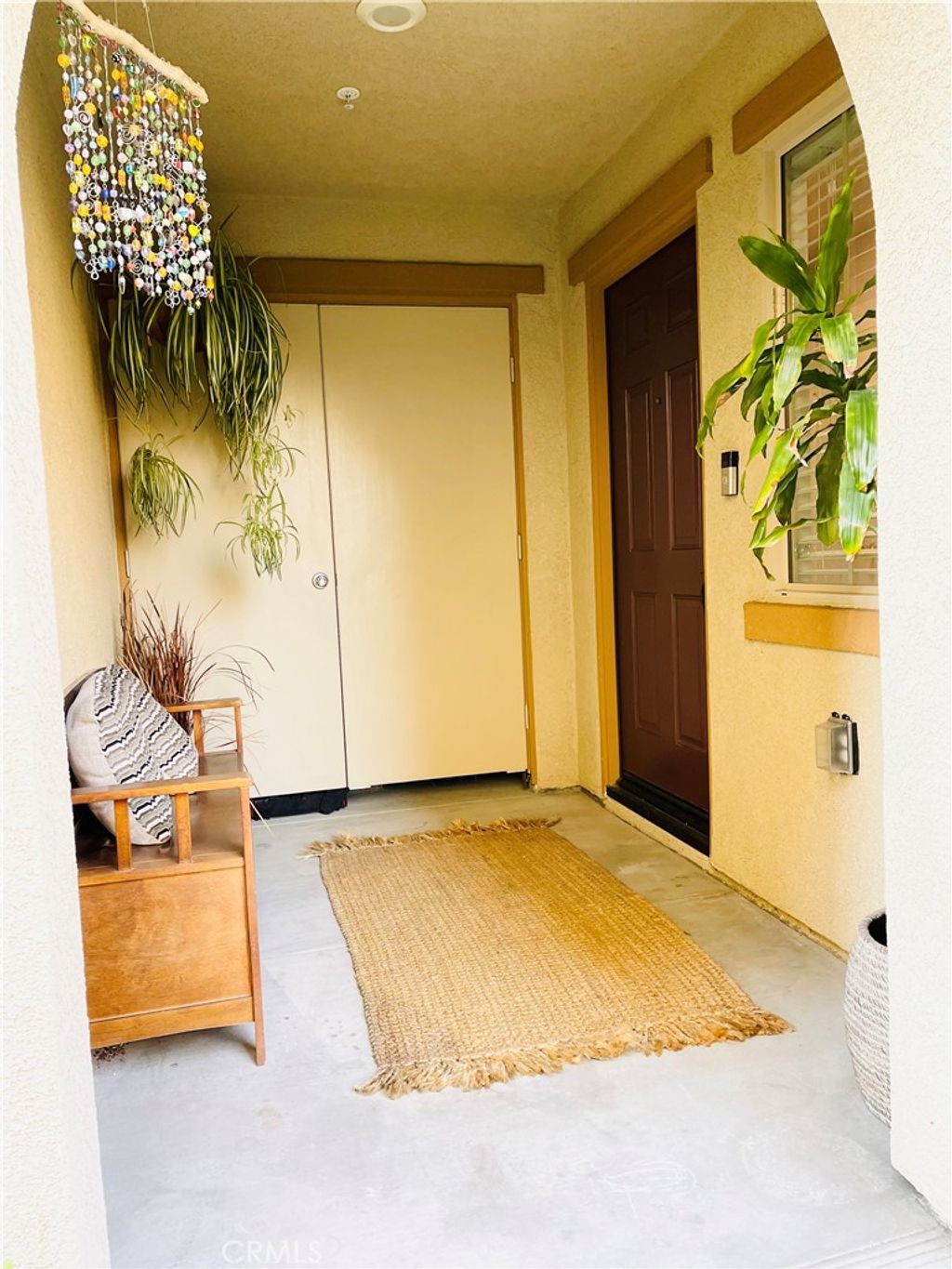 Photo of 14120 W Willow Lane, Van Nuys, CA 91405 (MLS # SR25119297)