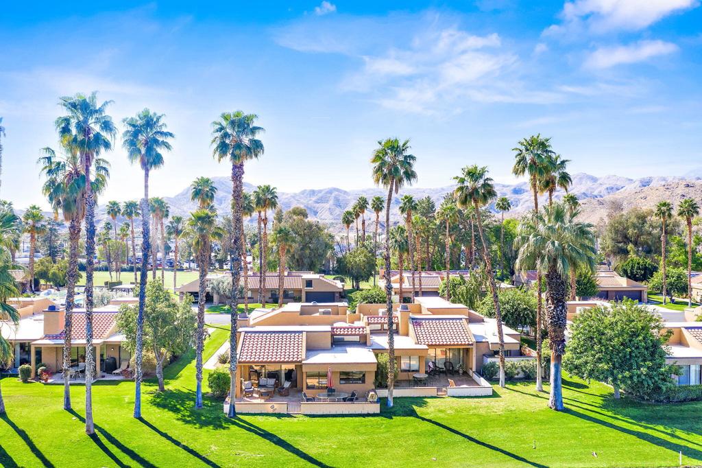 7452 Regency Drive