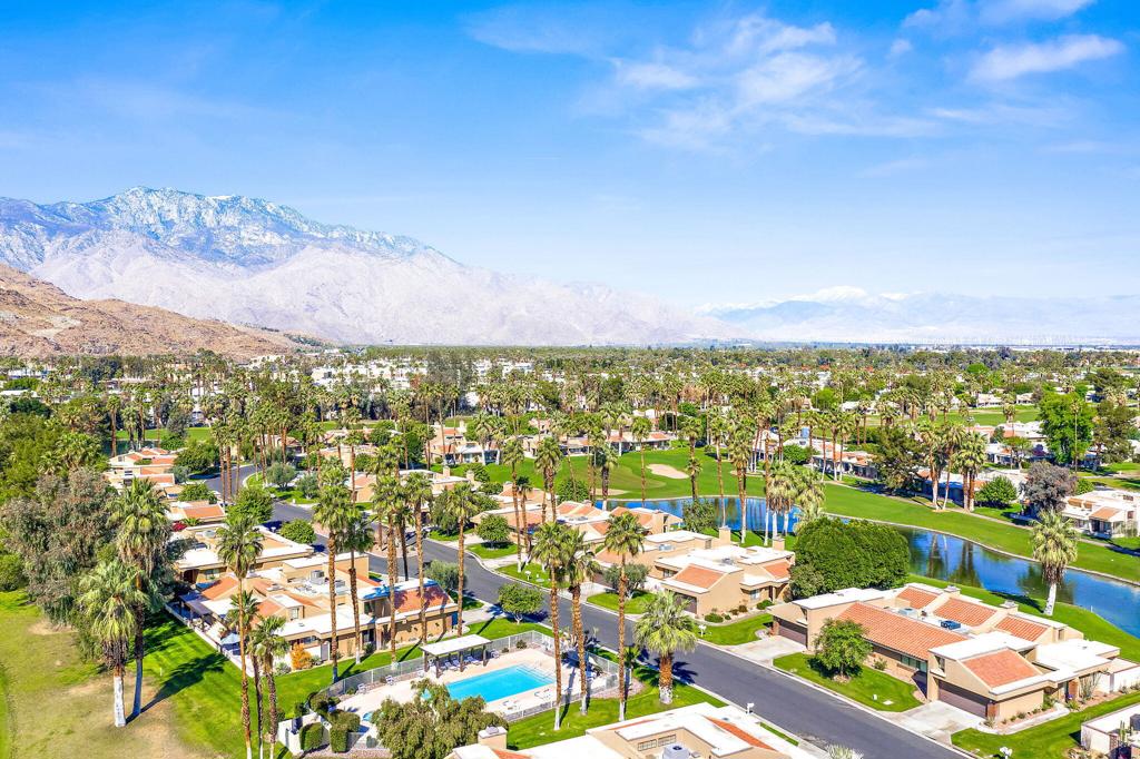 7452 Regency Drive