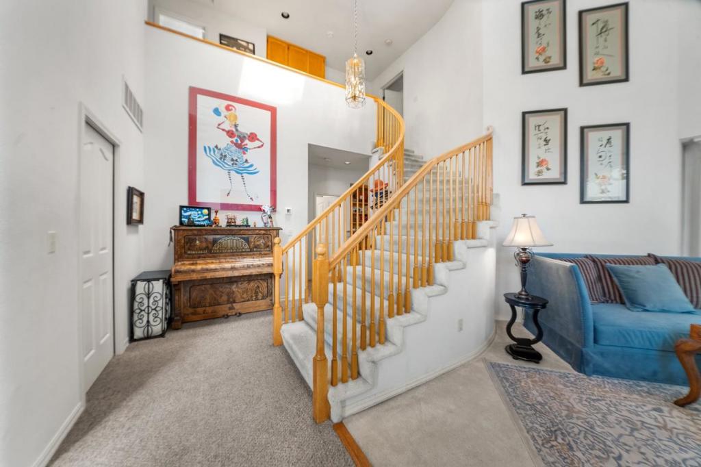 272 Edgewater Drive