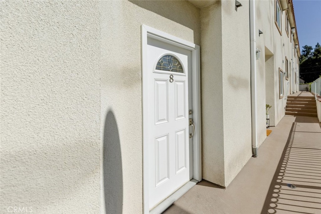 Properties 1 2345 Montrose Avenue 8