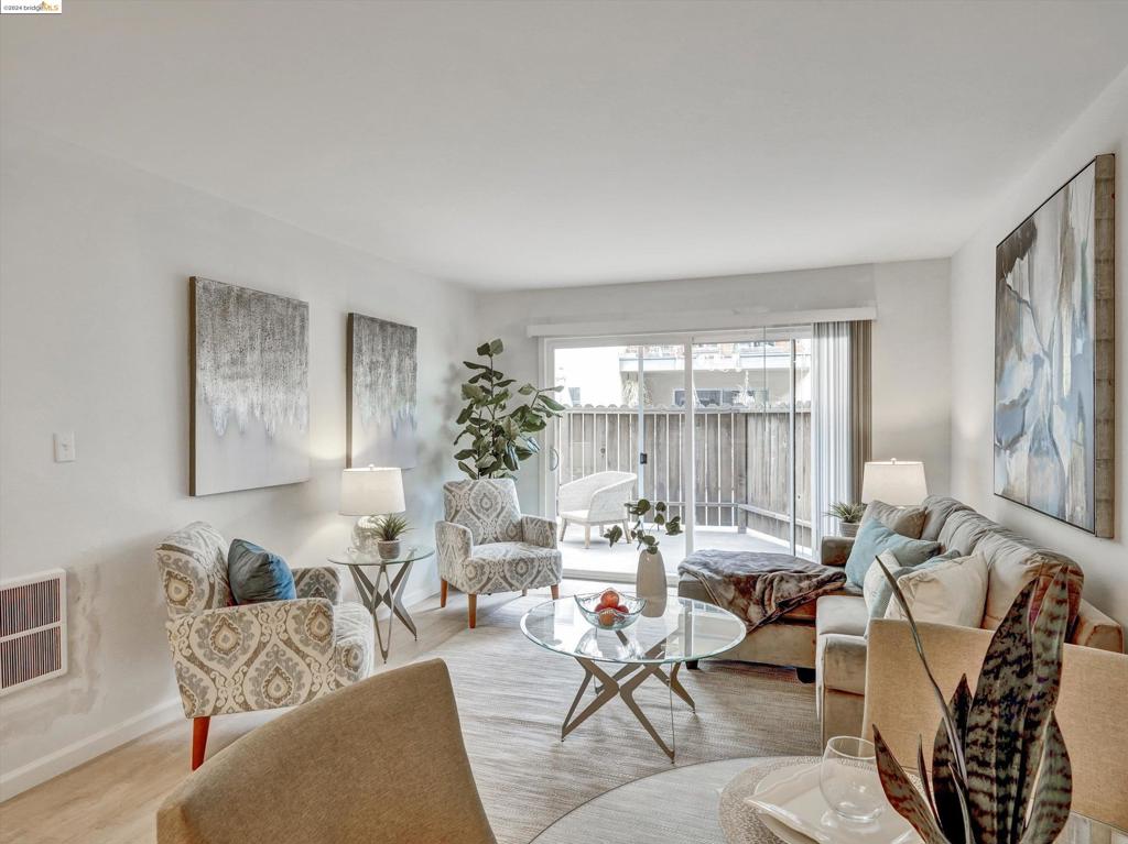 GRAND LAKE - Residential