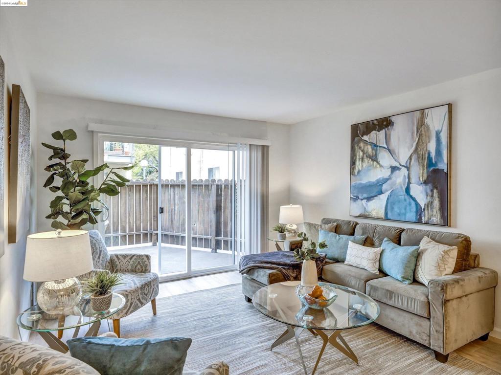 GRAND LAKE - Residential