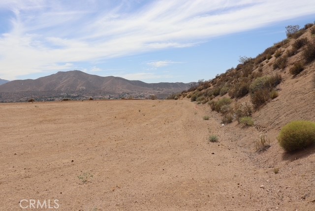 Custom Acton (CACTO) - Land