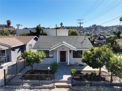 Photo of 4100 Shelburn Court, Los Angeles, CA 90065 (MLS # CV26193208)