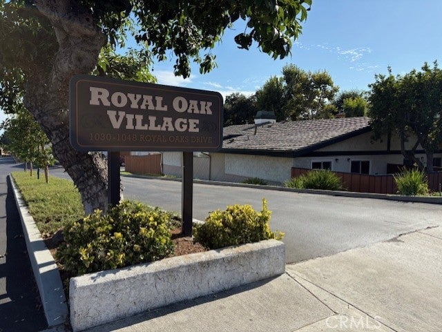 1048 Royal Oaks DR