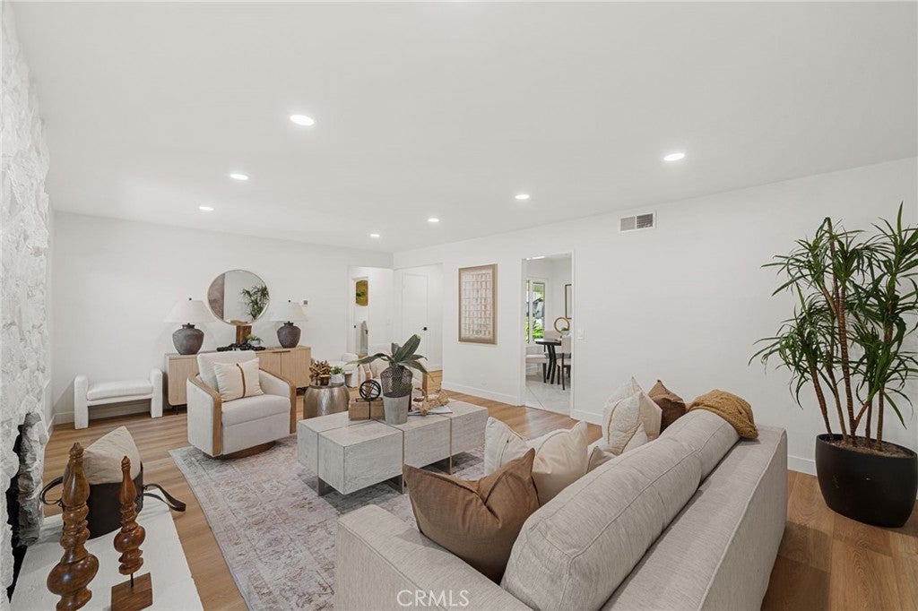 Properties 3 25281 Romera Place