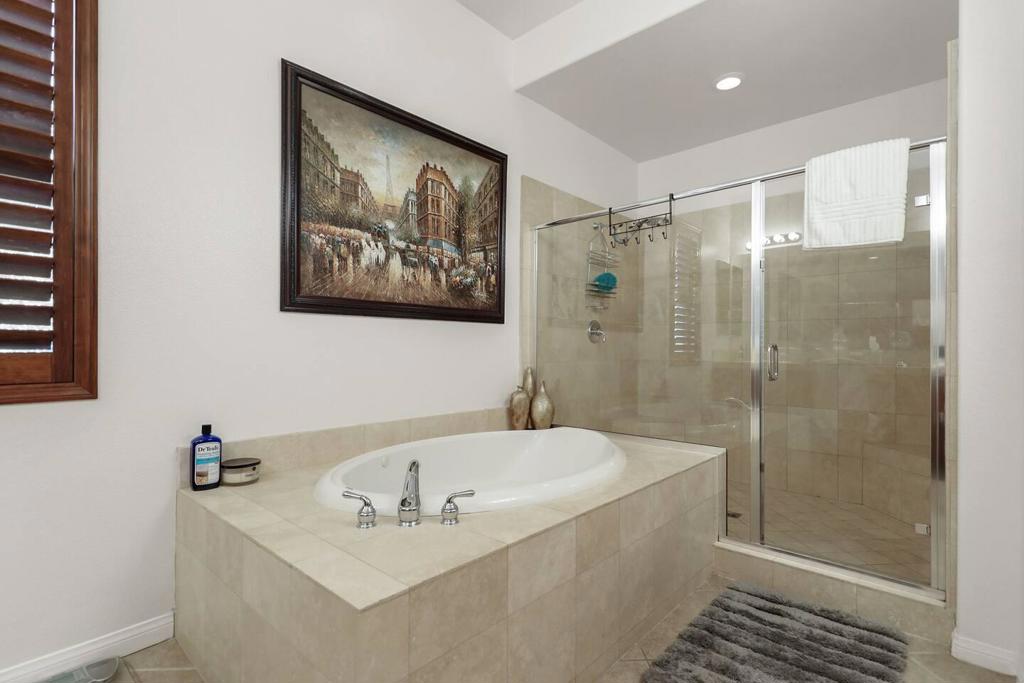 Rancho Santana - Residential