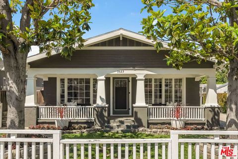 Photo of 5623 Beck Avenue, North Hollywood, CA 91601 (MLS # 26710609)