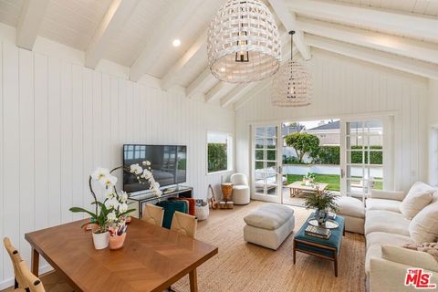 Photo of 1505 Wendy Way, Manhattan Beach, CA 90266 (MLS # 26658319)