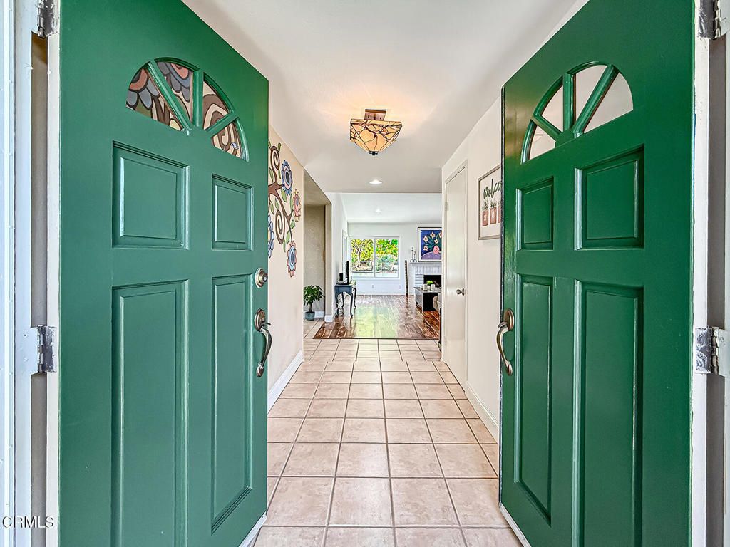 Photo of 1450 Corte De Primavera, Thousand Oaks, CA 91360 (MLS # V1-33522)