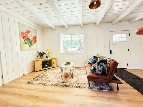 Photo of 6513 Lowry Lane, Frazier Park, CA 93225 (MLS # SR25172509)