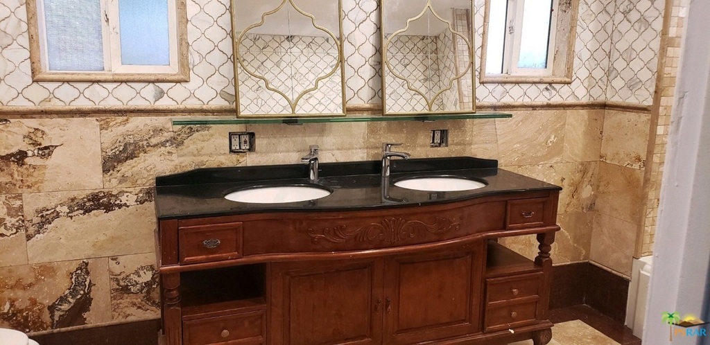 Desert Highland Gateway - Residential