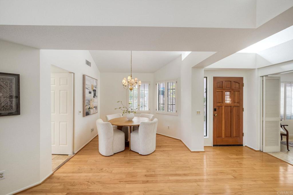 28758 Vista Valley Dr