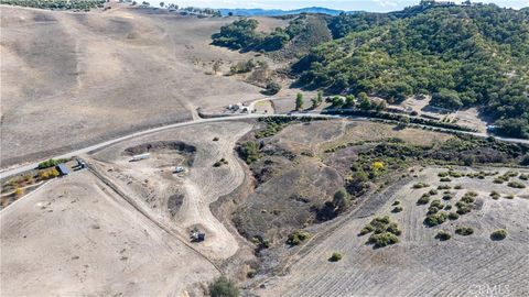 Tiny photo for 4575 Interlake Road, Bradley, CA 93426 (MLS # NS25256167)