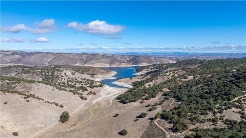 Tiny photo for 4575 Interlake Road, Bradley, CA 93426 (MLS # NS25256167)