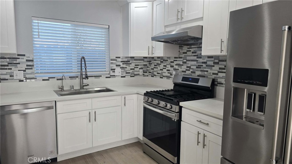 425 W Orangethorpe A