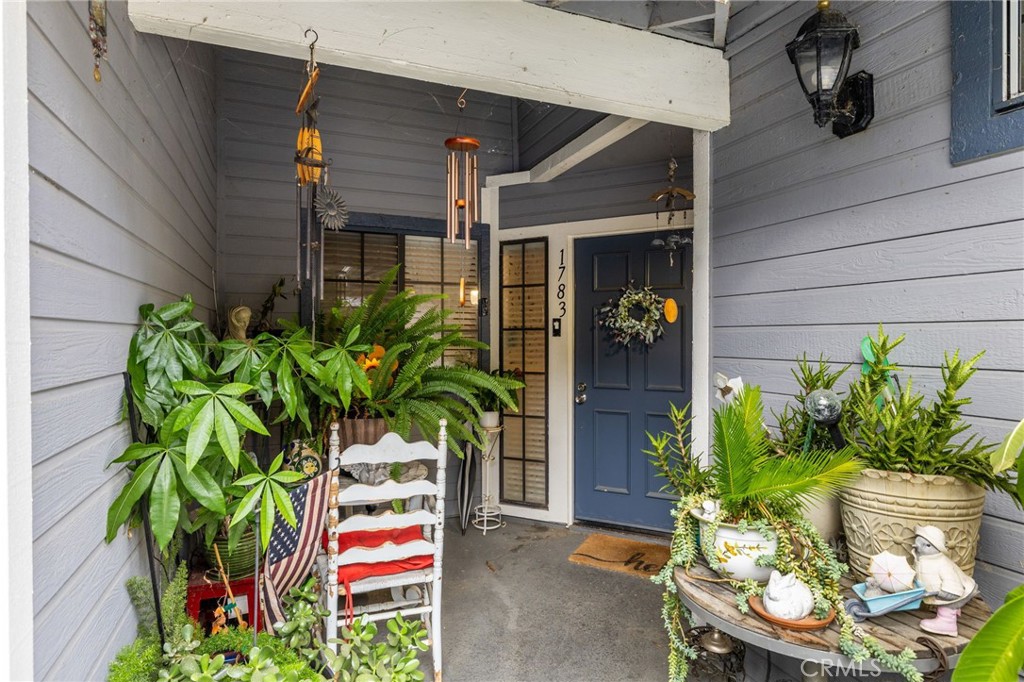 1783 Shady Oaks Court