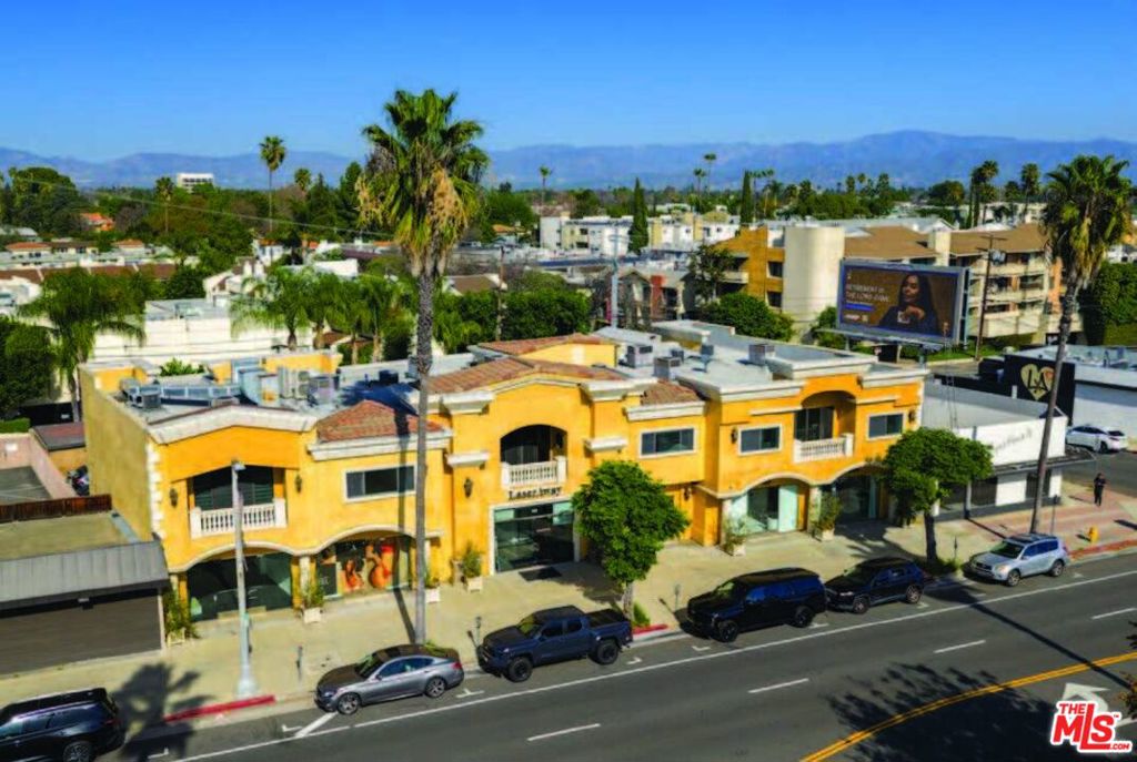 13833 Ventura Boulevard