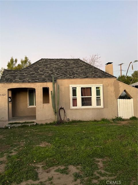 3367 Holding Riverside CA 92501