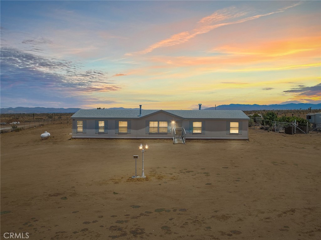 Photo 1 of 30 — 7625 Saratoga, Phelan, CA 92371