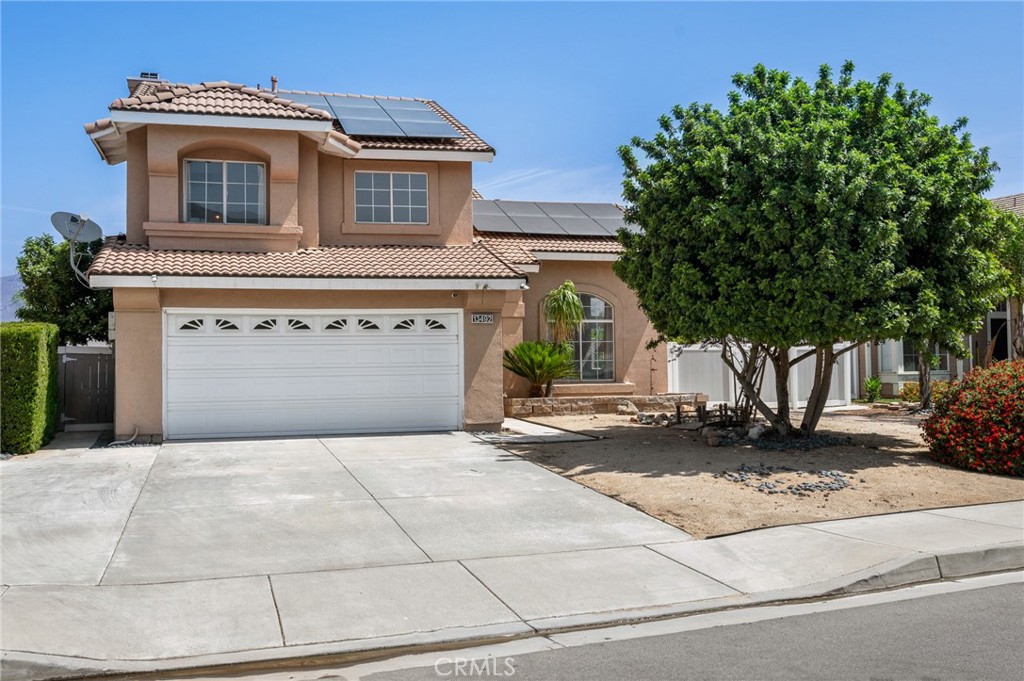 Discover this beautifully renovated 4-bedroom, 2.5-bathroom gem nestled on a spacious lot in a highly desirable neighborhood. With 1,592 square feet of thoughtfully designed living space, this home offers a perfect blend of modern upgrades and everyday functionality.
Step inside to experience all-new flooring, high ceilings, and an abundance of natural light. The updated kitchen features sleek finishes and flows seamlessly into the dining and living areas, making it ideal for both entertaining and everyday living. Renovated bathrooms provide a fresh, modern feel throughout.
Outside, enjoy your own private oasis in the newly installed pool and jacuzzi, perfect for soaking up the sunshine or relaxing under the stars. The mountain views add a stunning natural backdrop, while solar panels provide energy efficiency and cost savings.
Conveniently located near major freeways, commuting is a breeze. The community itself is packed with amenities, including multiple pools, tennis courts, basketball courts, a baseball field, several parks, and even a dog park—offering something for everyone.
Don’t miss the opportunity to own this turn-key home in a vibrant and amenity-rich neighborhood!