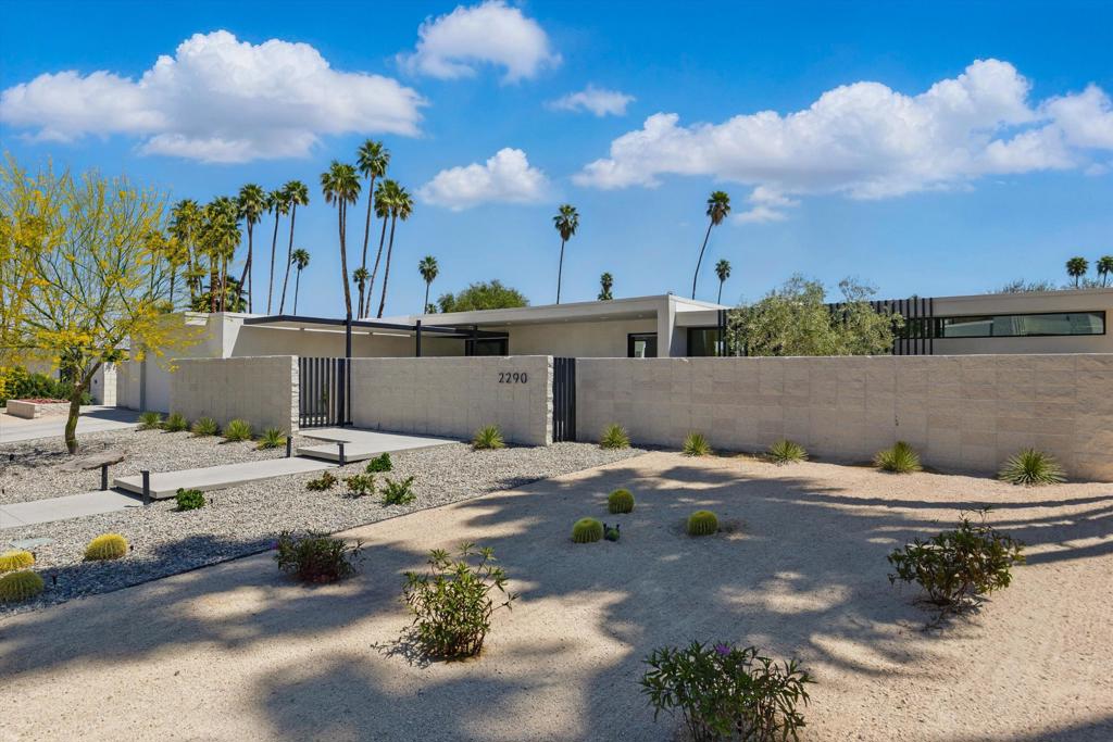 Properties 1 2290 S Yosemite Drive