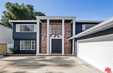 Photo of 6257 Lindley Avenue, Los Angeles, CA 91335 (MLS # 26869651)
