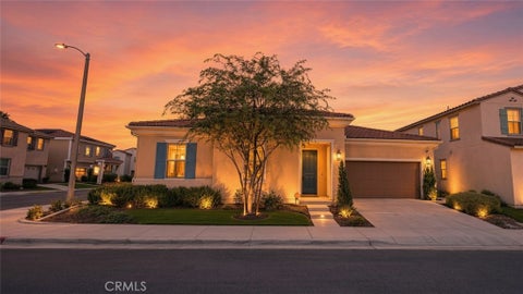Photo of 493 N Pinewood Avenue, Rialto, CA 92376 (MLS # IV26199600)