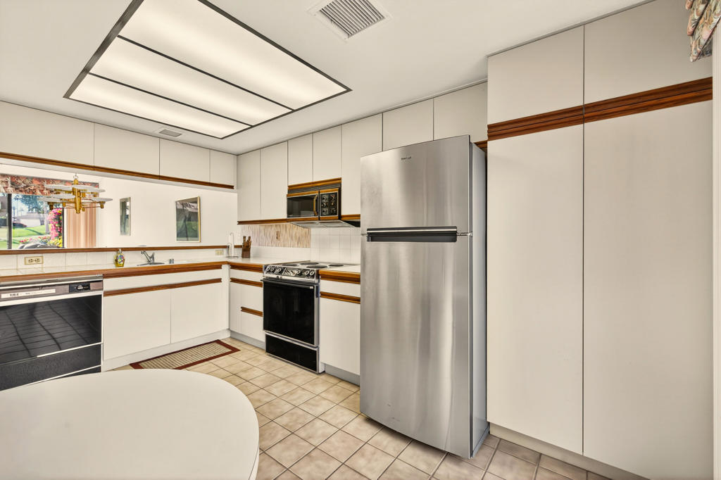 Palm Valley CC - Residential