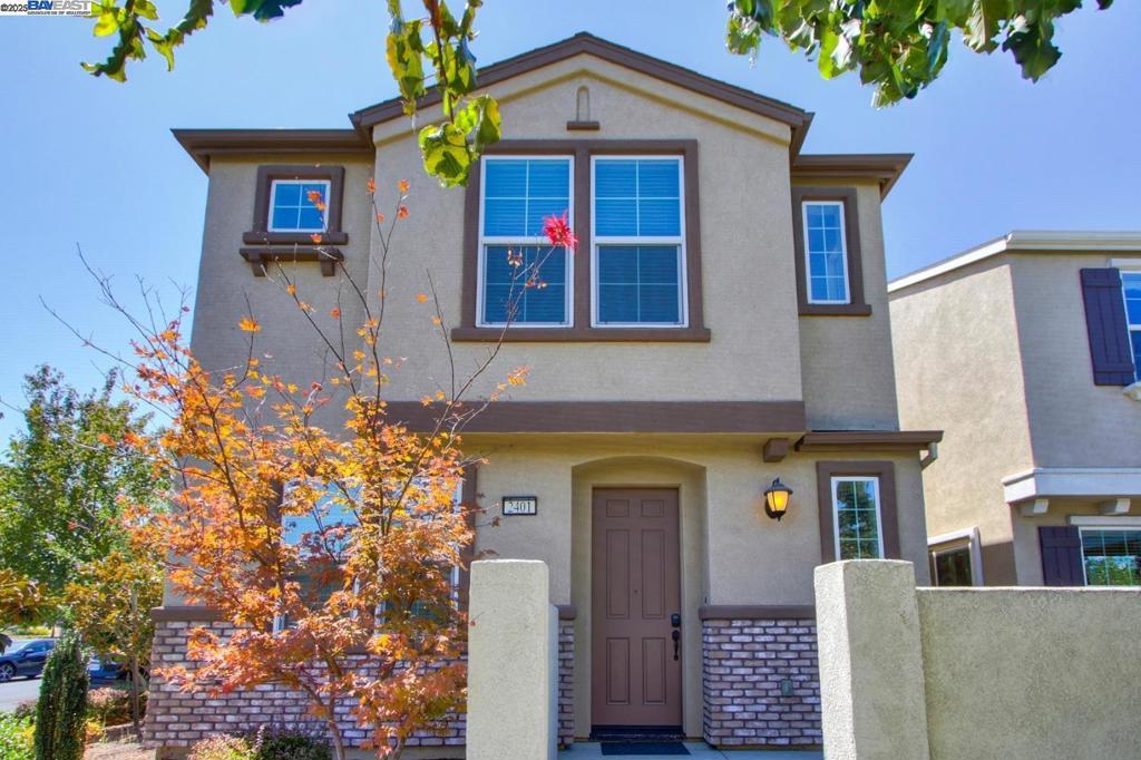 OWNED SOLAR! HUGE SAVINGS! Welcome to this immaculate 4 bed, 2.5 bath home nestled in the heart of Roseville! Interior welcomes you with beautiful hardwood flooring, an open concept and designer upgrades throughout! Great room features abundant natural light and plenty of room to entertain! Gourmet kitchen is complete with granite counters, island with bar seating, ample storage, stainless appliances and gas range! Upstairs you will find the primary retreat with a spa like bathroom offering dual sinks, shower, and walk in closet! Secondary bedrooms are great in size and share the upgraded hall bathroom. Low maintenance living includes a private patio and HOA maintained common areas. Conveniently located with close proximity to schools, parks, dining and shopping!