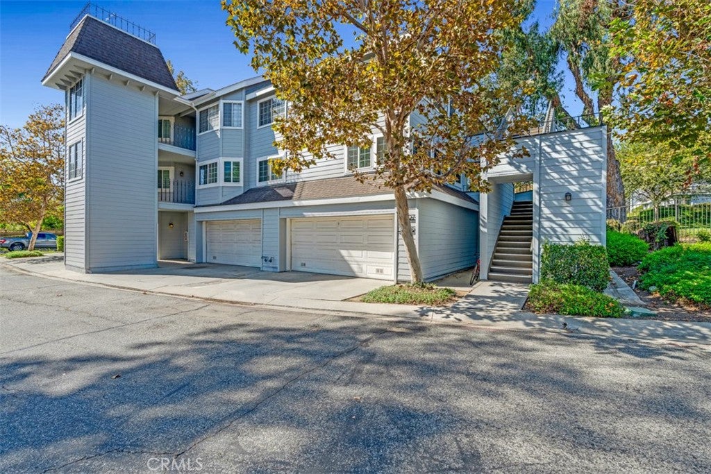 1005 Lakeview TER, Azusa CA 91702